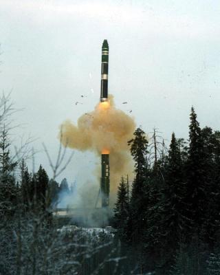 Старт ракеты РТ-23УТТХ (15Ж61)