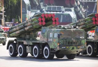 Ракетная техника Китая на военном параде в 2009 году