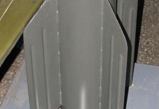 Вид хвостовой части макета неуправляемого реактивного снаряда МД-20-Ф калибра 200 мм