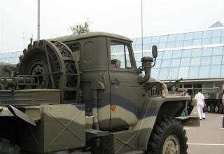 Боевая машина БМ-21-1 на выставке МВСВ 2008