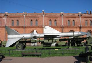 Двухступенчатая зенитная управляемая ракета В-400 (5В11). ©С.В.Гуров