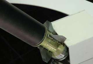 Вид блока стабилизатора макета управляемой авиационной ракеты CIRIT (Турция). ©И.В. Кузнецов (ОАО “НПО “СПЛАВ” г.Тула)