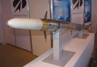 Макет управляемой авиационной ракеты 
