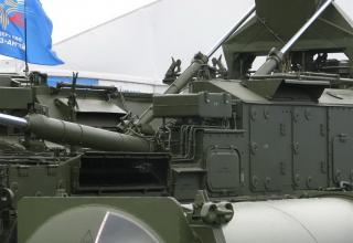 Демонстрационный вариант пусковой установки ПУ 9А83МЭ из состава ЗРС 