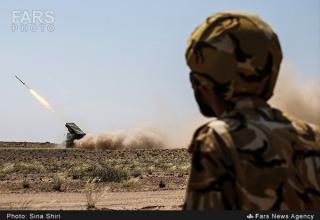 Стрельба из боевой машины БМ-21. http://english.farsnews.com