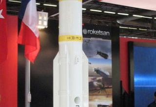 Макет зенитной управляемой ракеты серии HISAR (Турция). ©Tomasz Szulc (Польша)