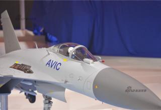 Макет варианта морского истребителя J-15 (Китай).http://chinadefense.blogspot.ru/2014/11/chinese-plan-navy-j-15-fighter-jet.html