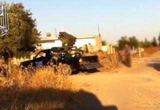 Боевая машина для пуска ТРС калибра 107 мм перед стрельбой сирийскими повстанцами. http://www.youtube.com/watch?v=cb3Yfpe_jgc