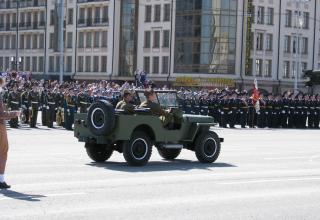 Установка М-13 на военном параде. Площадь Ленина. ©С.В. Гуров (Россия, г.Тула).