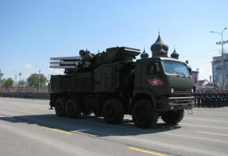 Пусковая установка зенитно-ракетно-пушечного комплекса 