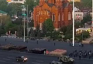 Вечерняя репетиция Парада Победы в ознаменование 79-й годовщины Победы в Великой Отечественной войне (1941-1945 годов) в Городе-Герое Туле