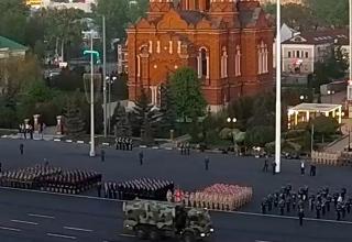 Вечерняя репетиция Парада Победы в ознаменование 79-й годовщины Победы в Великой Отечественной войне (1941-1945 годов) в Городе-Герое Туле