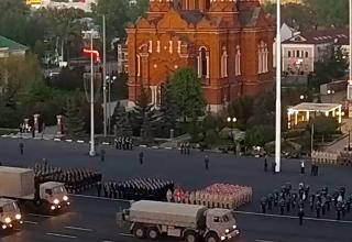 Вечерняя репетиция Парада Победы в ознаменование 79-й годовщины Победы в Великой Отечественной войне (1941-1945 годов) в Городе-Герое Туле