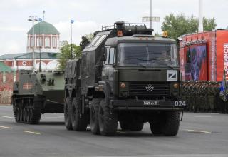 Имитация буксировки боевой машины